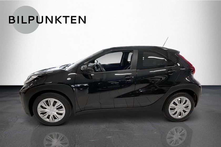 Bild 2 av Toyota Aygo X 1,0 VVT-i 72Hk PLAY