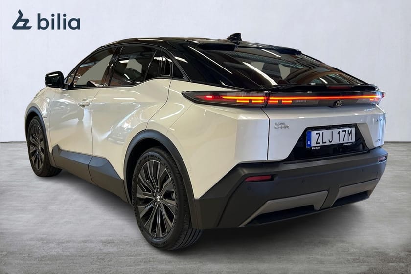 Bild 2 av Toyota C-HR+ EXECUTIVE AWD 77 kWh / 360-KAMERA