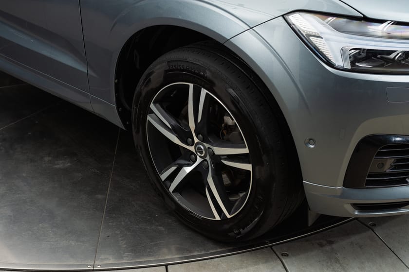 Bilde 2 av Volvo XC60 R-Design, KROK,PANO,360KAM,8 NYE DEKK!