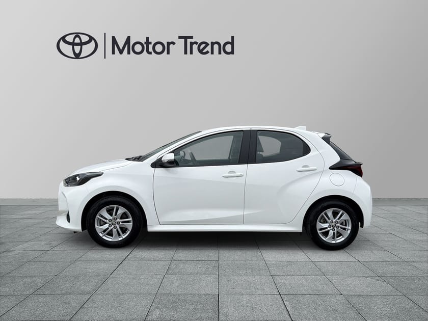Bild 4 av Toyota Yaris Hybrid CVT 116hk,Active,1.400mil
