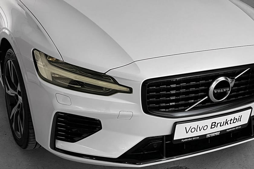 Bilde 2 av Volvo V60 T8 AWD R-Design KROK|PANO|ACC|7år*