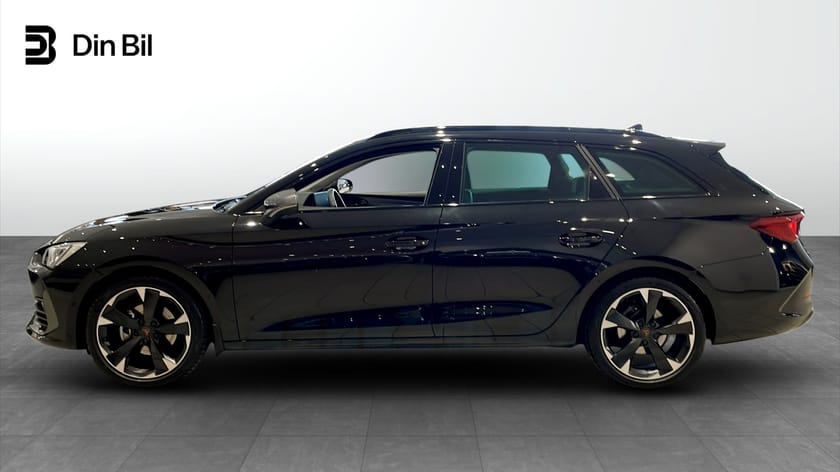 Bild 2 av CUPRA Leon Sportstourer 1.5 eTSI 150hk B-kamera Beats audio Full link