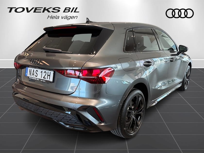 Bild 3 av Audi A3 Sportback 45 TFSI e 272HK S TRONIC S LINE DRAG