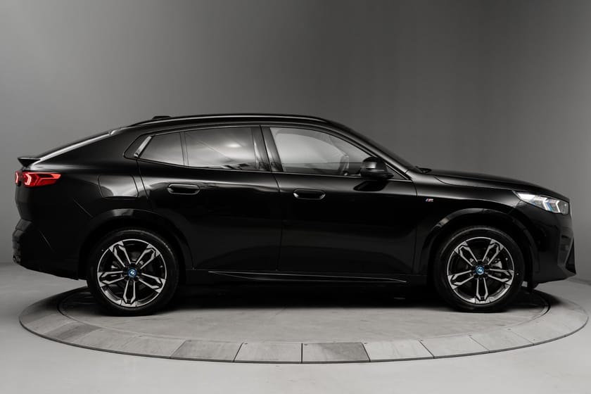 Bilde 5 av BMW iX2 xDrive30 