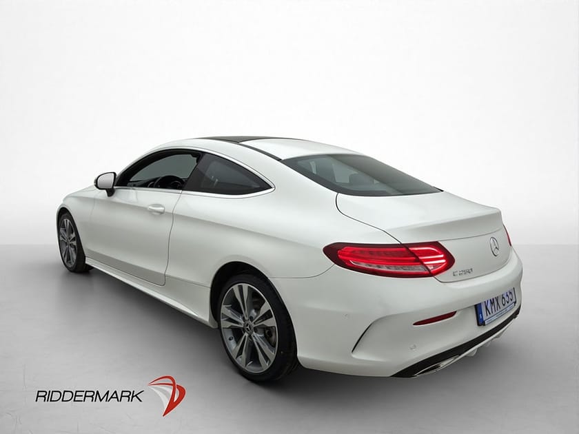 Bild 5 av Mercedes-Benz C 250 Coupé AMG Line Pano Kamera HuD Nyservad