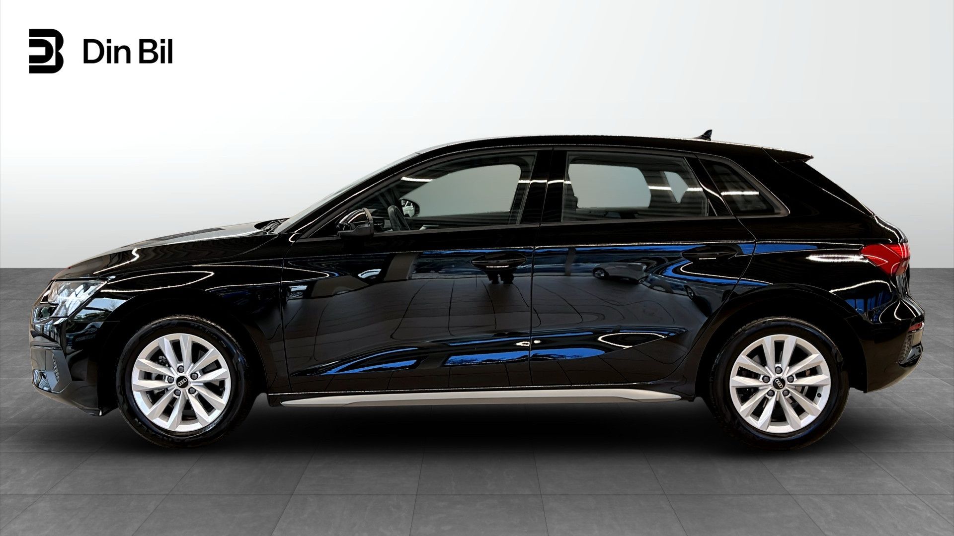 Audi A3 2024, kuva 2/10