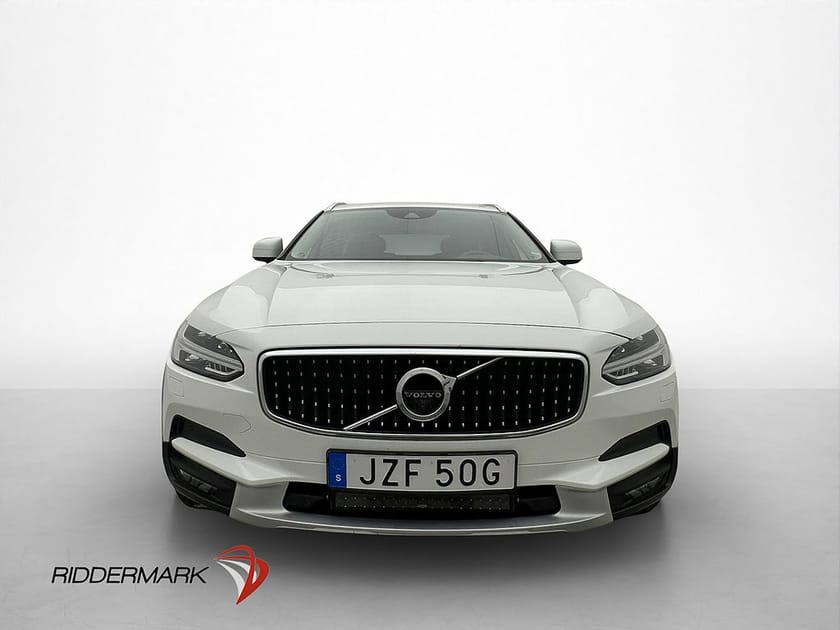 Bild 2 av Volvo V90 Cross Country D4 190hk AWD Skinn Värmare Drag H/K