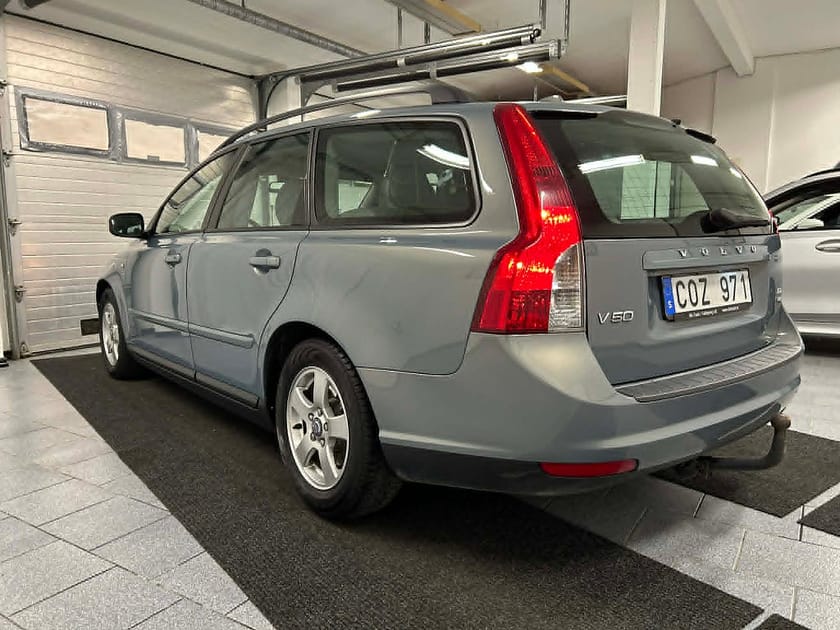 Bild 4 av Volvo V50 1.6 D Kinetic Nybes Drag Helläder Välservad