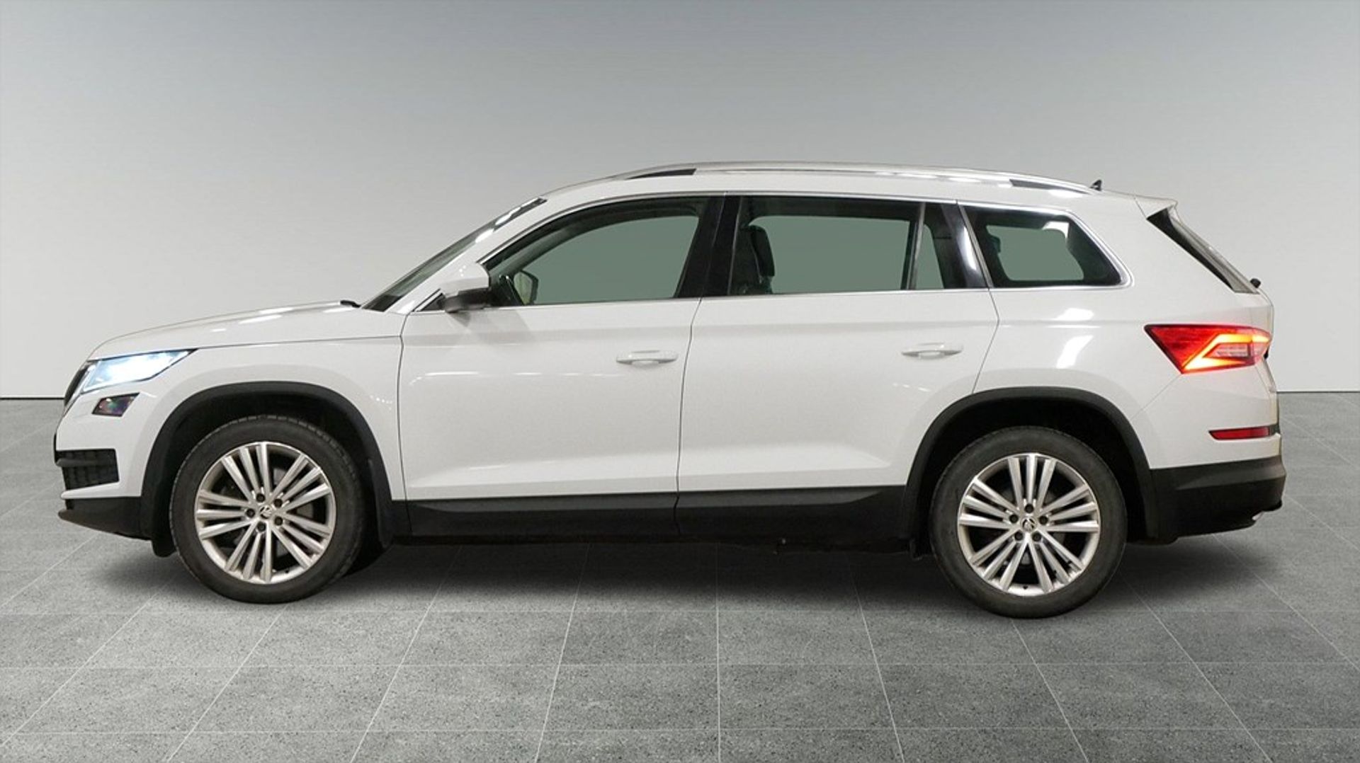 Skoda Kodiaq 2.0 TDI SCR 4x4 2018, bild 5/30