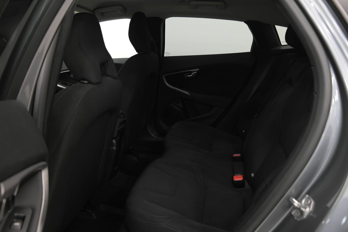 Volvo V40 2018 - miniatyr 13