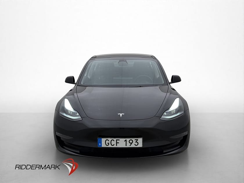 Bild 2 av Tesla Model 3 Performance Svensksåld MOMS