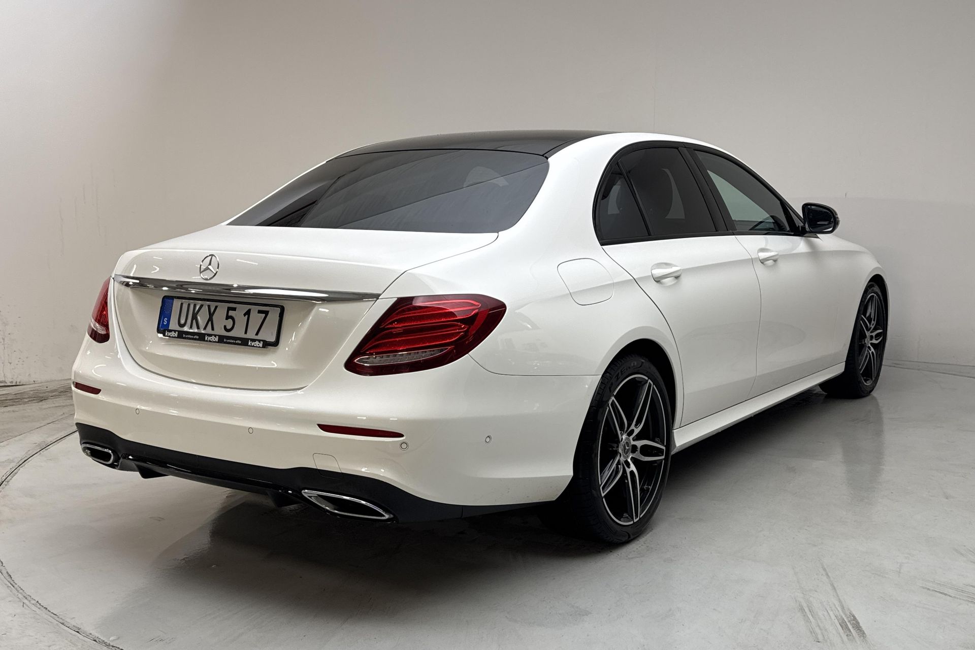 Mercedes-Benz E 220 d 2018, bild 3/10