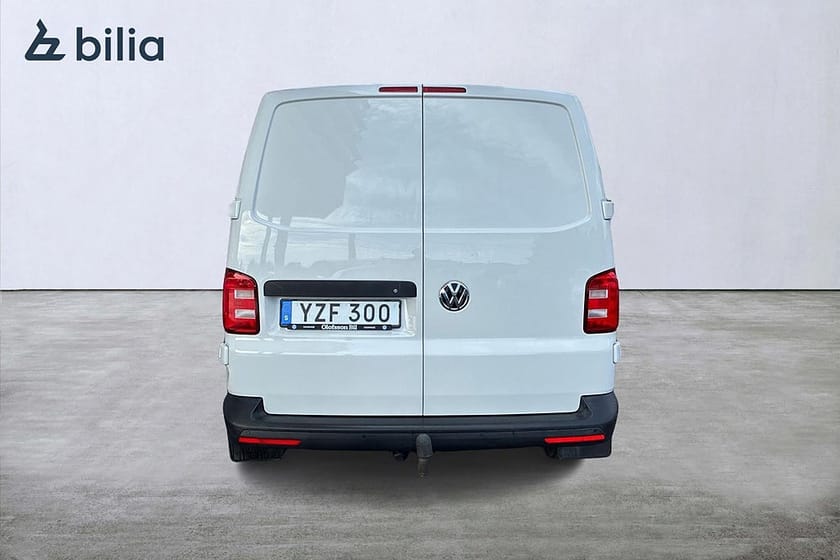 Bild 4 av Volkswagen Transporter T30 2.0 TDI 150 Hk Skåpsinredning Dragkrok Värmare