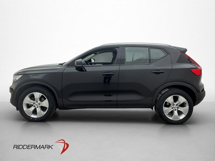Bild 4 av Volvo XC40 D3 Momentum Värmare Navi CarPlay Adaptiv-Fart