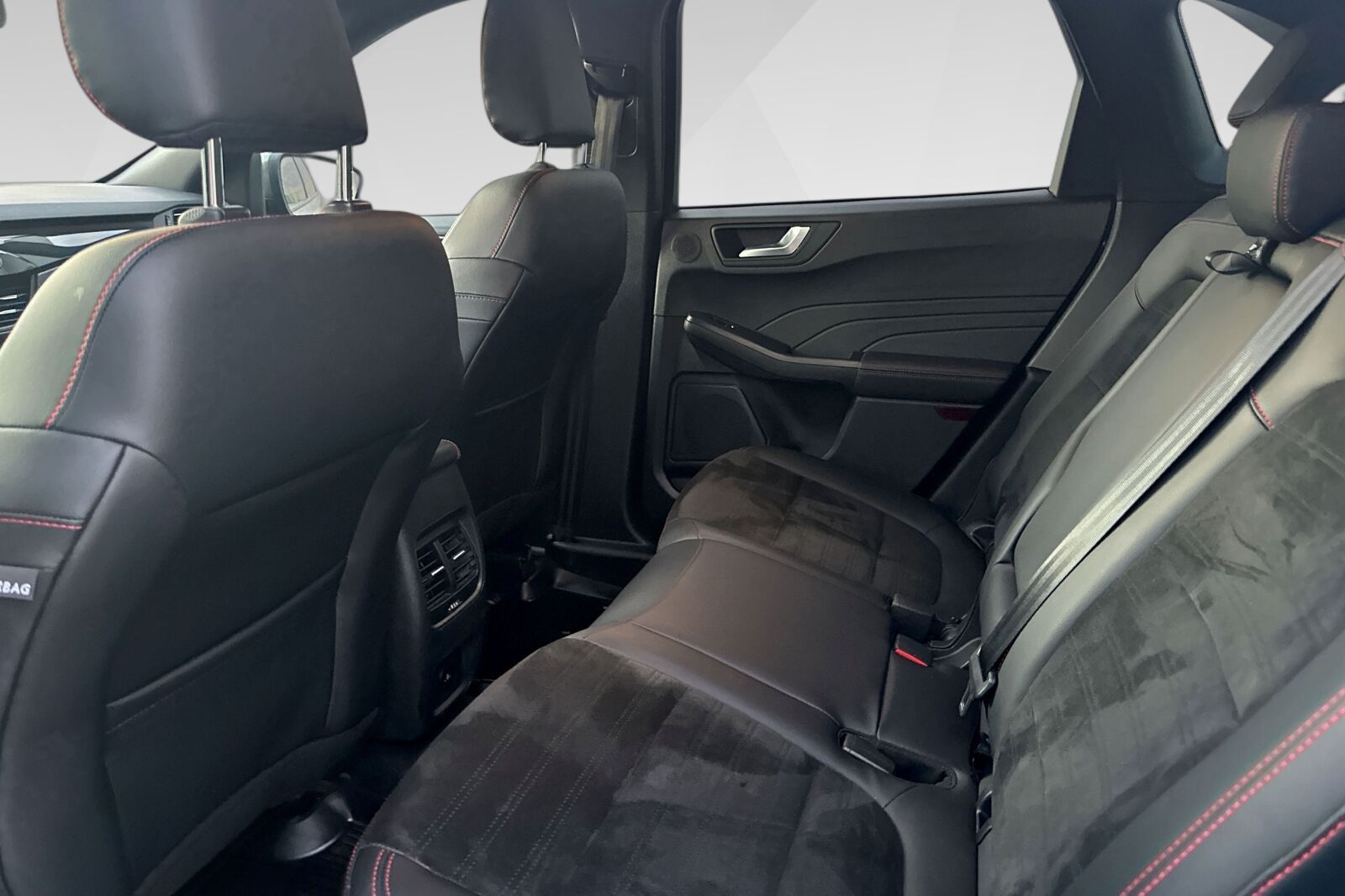 Ford Kuga Plug-In Hybrid bilde 19