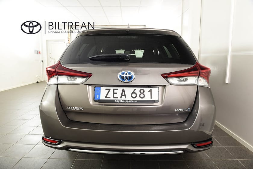 Bild 4 av Toyota Auris Touring Sports Hybrid Kombi 1,8 Elhybrid Touch & Go Edition