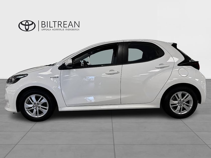 Bild 4 av Toyota Yaris Hybrid 115 Active komfort Vinterhjul ingår