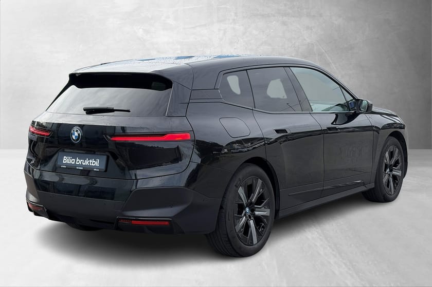 Bilde 4 av BMW iX xDrive40