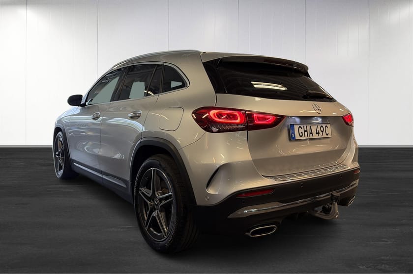 Bild 4 av Mercedes-Benz GLA 220 d 4MATIC AMG/Värmare/Drag/Multibeam