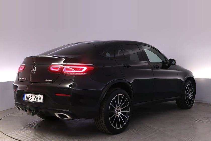 Bild 5 av Mercedes-Benz GLC 300 de Coupé 4MATIC 4M AMG Kamera Navi Drag
