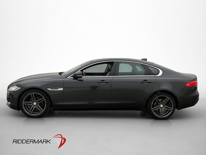 Bild 4 av Jaguar XF 20d 180hk Skinn Värmare Kamera Navi P-Sensorer