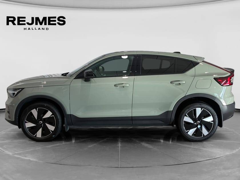 Bild 3 av Volvo C40 Recharge Plus Edition | Parkeringskamera bak |  Förarstol elmanövrerad