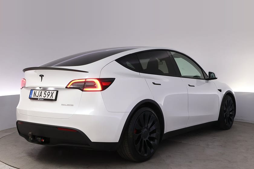 Bild 5 av Tesla Model Y Performance Autopilot Panorama Drag