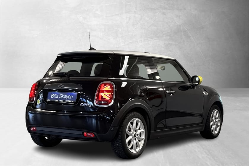 Bilde 3 av MINI Cooper SE Ryggekamera, ComfAcc, Lyspakke, LED
