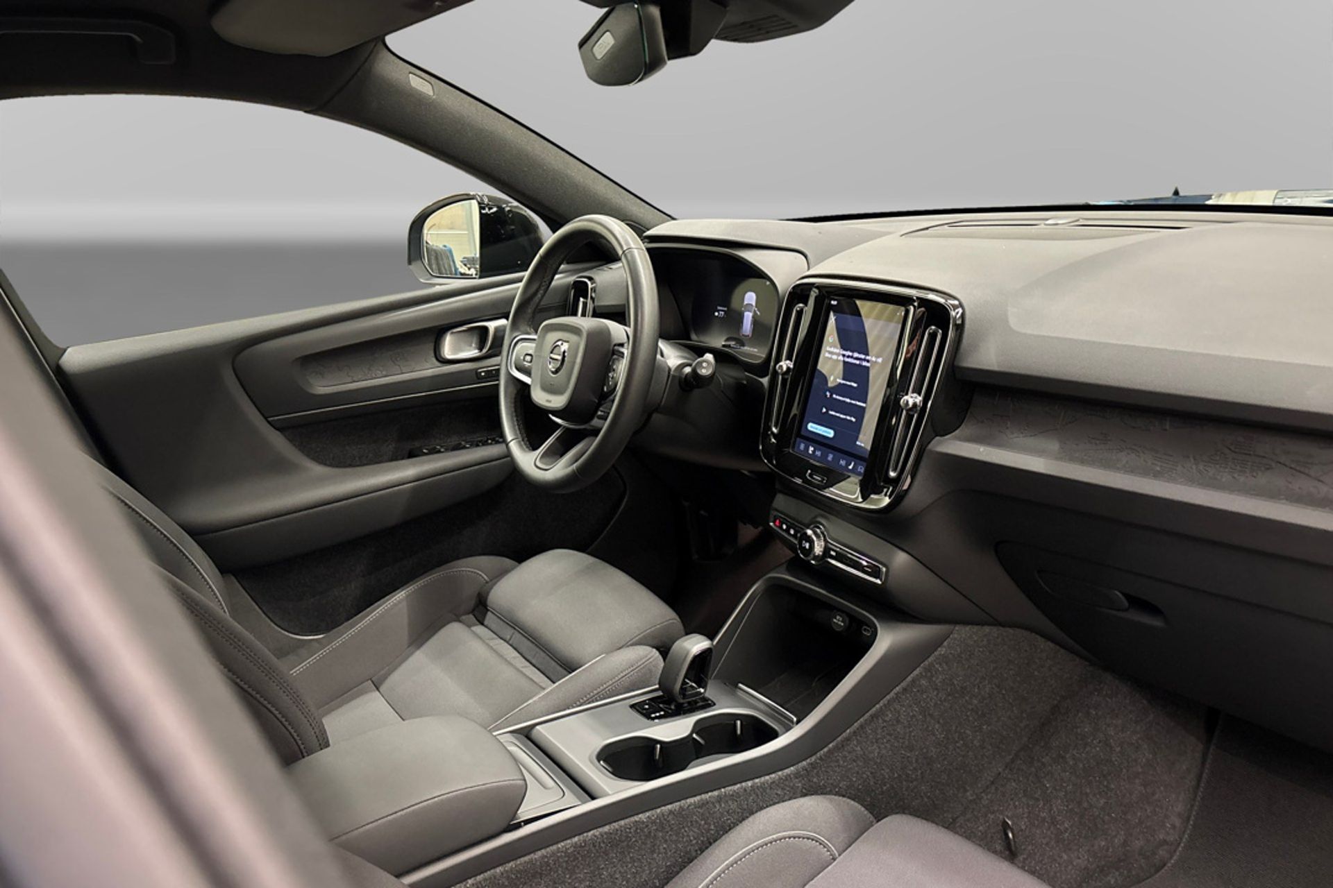 Volvo EX40 Performance 2025, bild 4/10