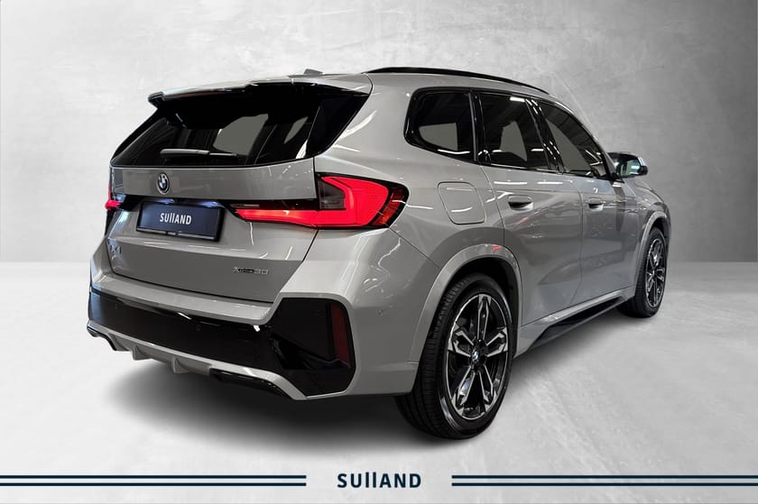 Bilde 4 av BMW iX1 xDrive30