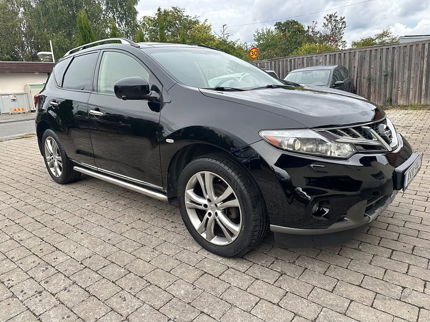 Bild 2 av Nissan Murano 2.5 dCi 4x4 Euro 5/skinn/taklucka/GPS/ ett års garanti