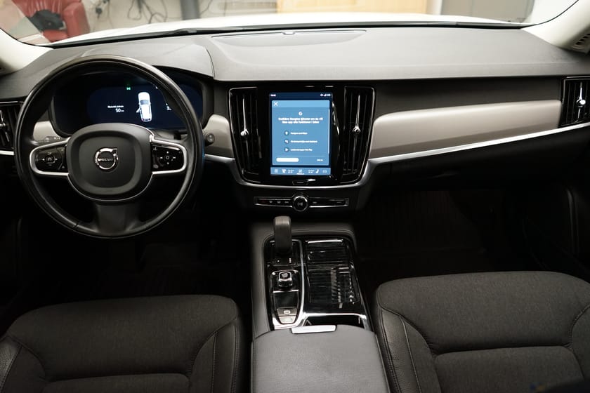 Bild 5 av Volvo V90 Recharge T6 Inscription Expression, Navigation