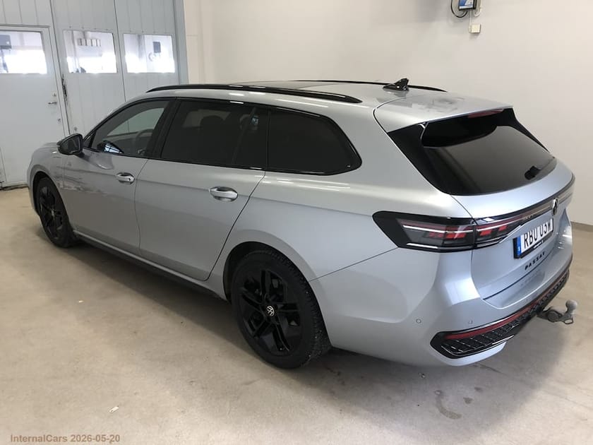 Bild 3 av Volkswagen Passat Variant eHybrid R-line 272hk Plug in hybrid Black Style|Dragkrok|H