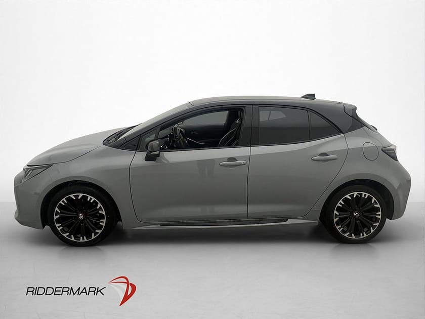 Bild 4 av Toyota Corolla Hybrid e-CVT 122hk GR Sport Kamera Adaptiv
