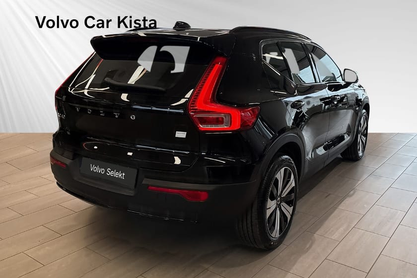 Bild 5 av Volvo XC40 Recharge Single Motor Core B-Kamera