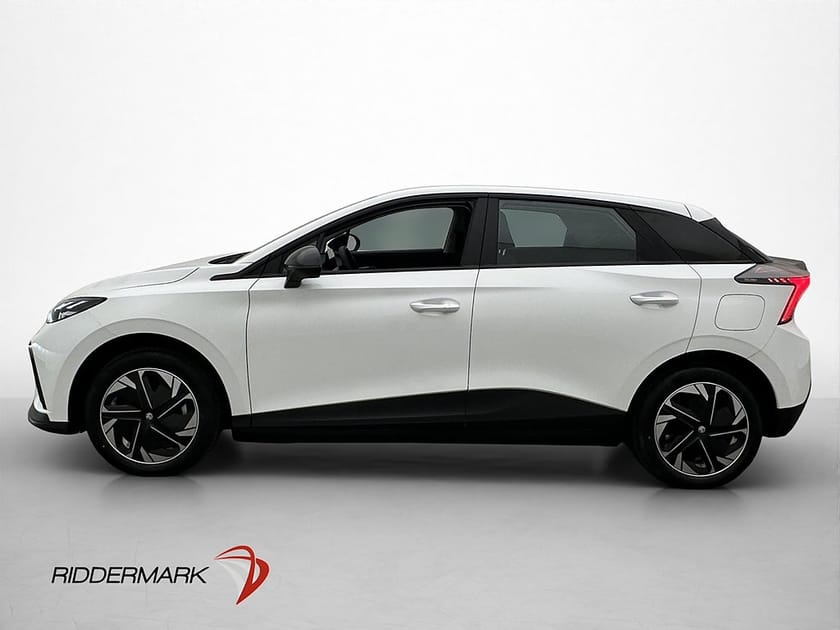 Bild 5 av MG 4 Electric Standard Range MOMS CarPlay Kamera Rattvärme