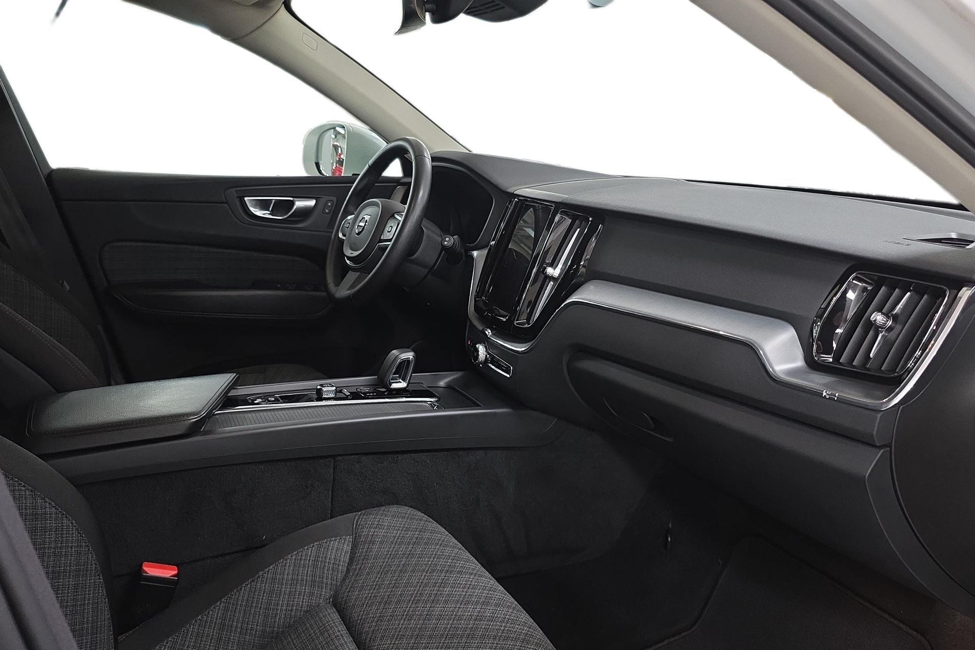 Volvo XC60 Recharge T6 Core Bright 2023, bild 7/10