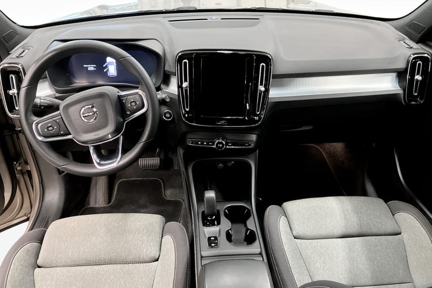 Bild 5 av Volvo XC40 B4 FWD Bensin Core SE II
