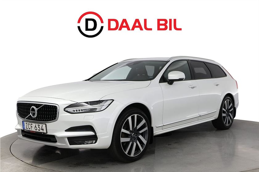 Bild 1 av Volvo V90 Cross Country PRO D5 AWD 235HK 360-KAMERA LÄDER DRAG VÄRMARE HUD NAVI