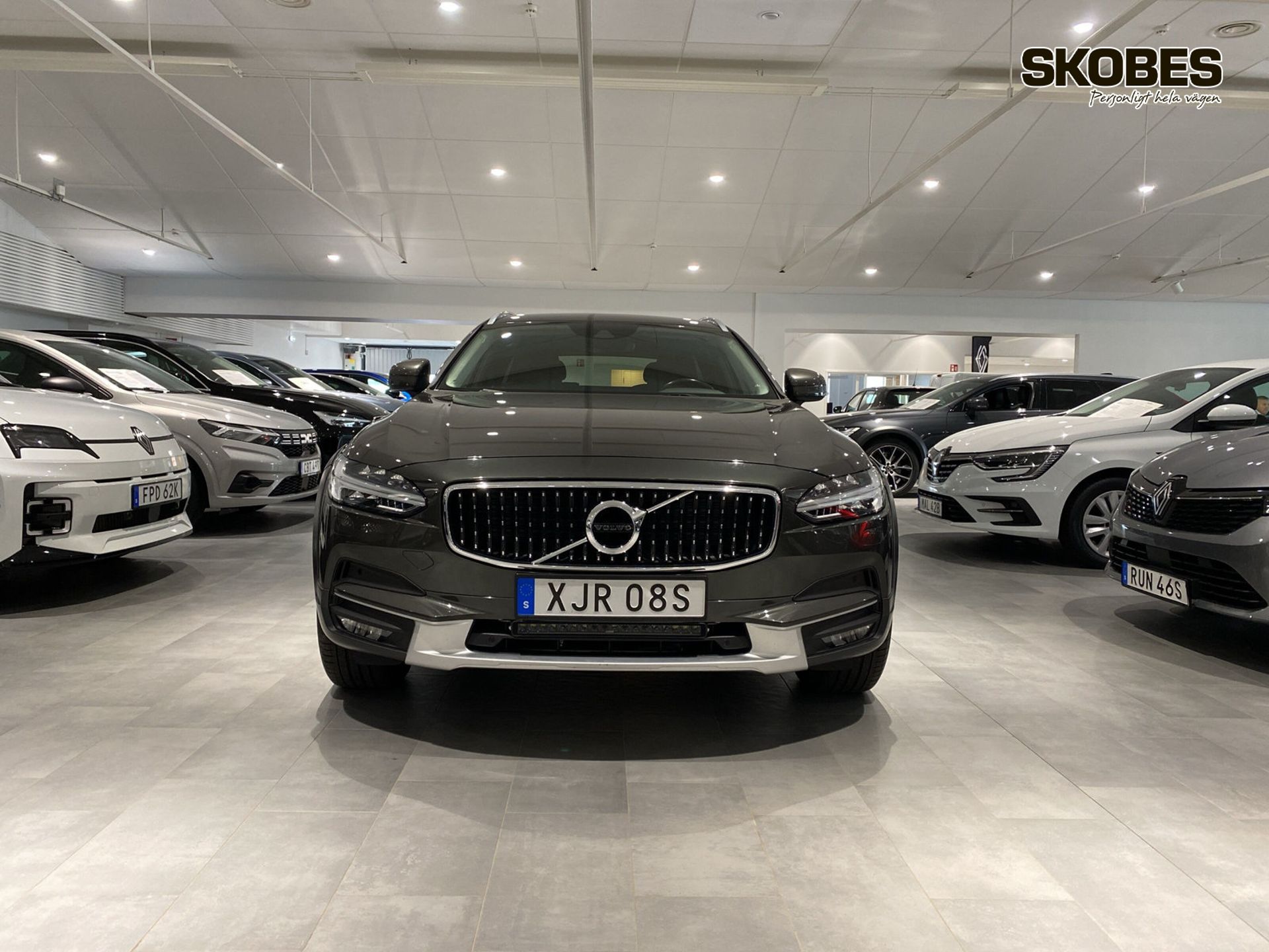 Volvo V90 Cross Country 2020, kuva 2/10