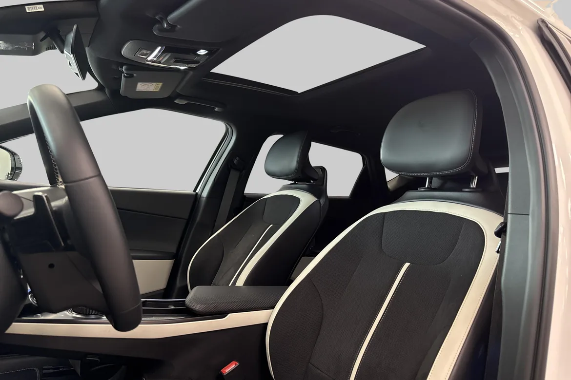 picture of a car