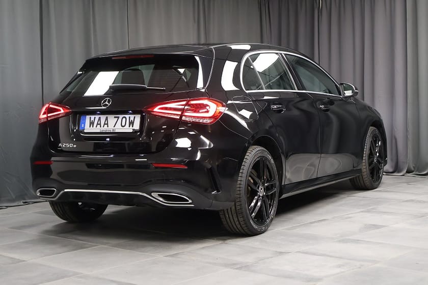 Bild 2 av Mercedes-Benz A 250 e AMG LED Säteskomfortpaket MOMS