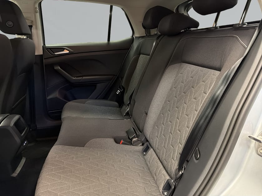 Bild 5 av Volkswagen T-Cross LIFE 1.0 TSI 95HK BACKKAMERA
