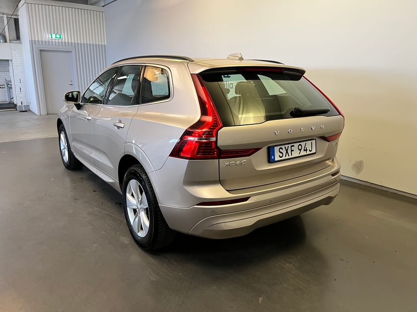 Bild 3 av Volvo XC60 B5 AWD Bensin Core/ Bakkamera/ Navigation/ 10.000kr Tillbehör/