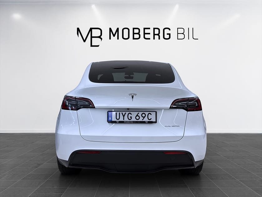 Bild 5 av Tesla Model Y Long Range AWD 514hk Helg på Moberg! Pano Läder Navi B-Kamera