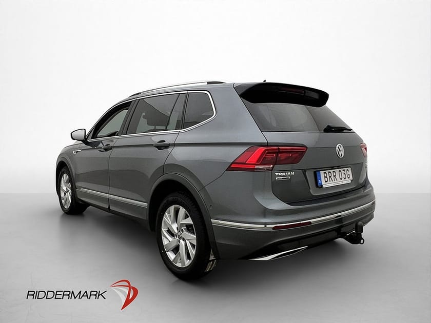 Bild 5 av Volkswagen Tiguan Allspace 7-sätes TDI 4M R-Line 7-sits Cockpit Värm