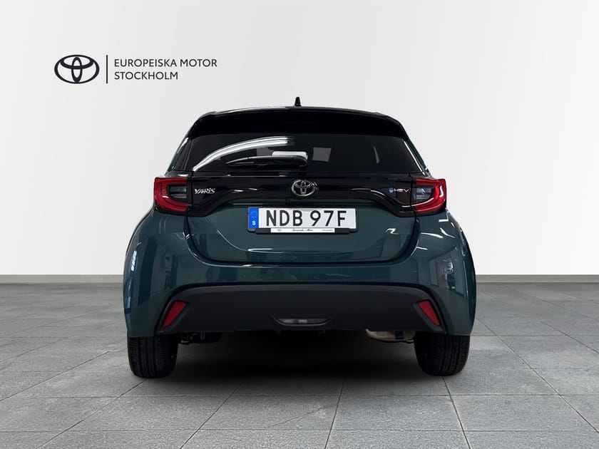 Bild 4 av Toyota Yaris Hybrid 115 1,5 HSD / Active Plus / Säkerhetspaket / V-hjul