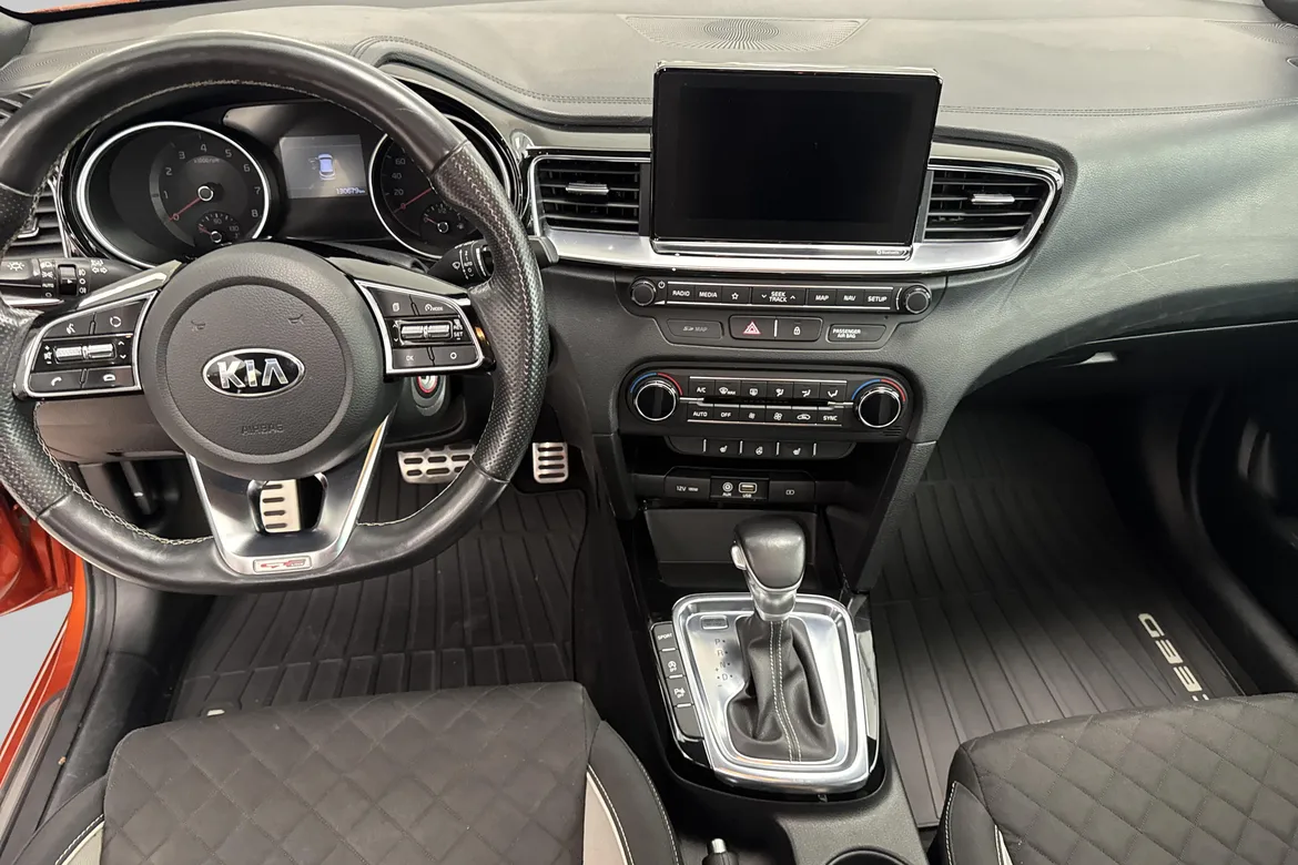 picture of a car