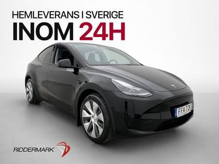 Tesla Model Y Standard Range RWD 299hk Pano Autopilot Svensksåld