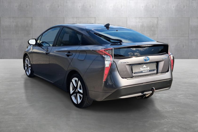 Bilde 3 av Toyota Prius Hybrid Active Style Hybrid/Lav km/AWD